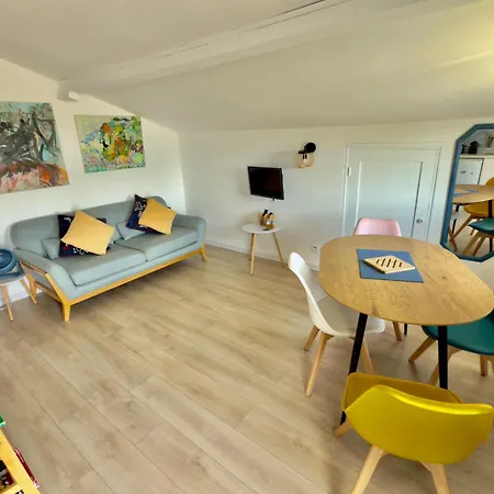 Maison Des Chenes 64 - Independant With Terrasse Apartment